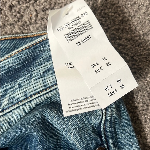 Abercrombie and Fitch Wide Leg High Rise - Picture 5 of 6